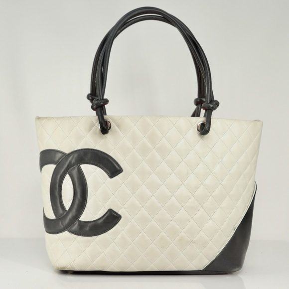 Chanel Handbags - Auth Chanel Coco White Tote Bag Leather #1024C47